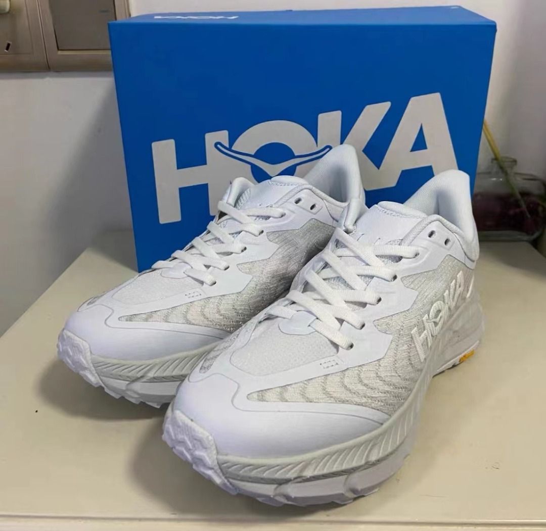 HOKA Mafate Speed 4