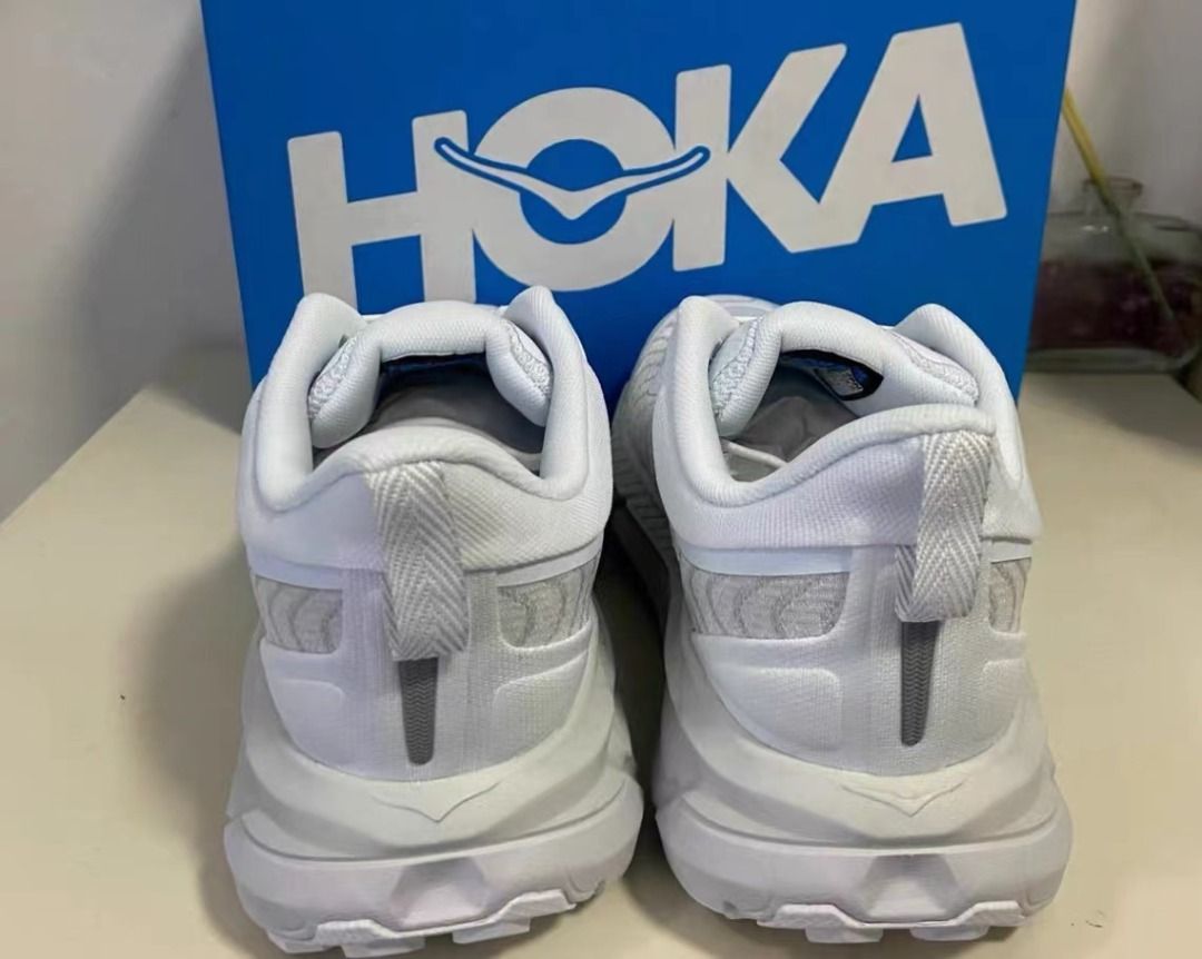 HOKA Mafate Speed 4
